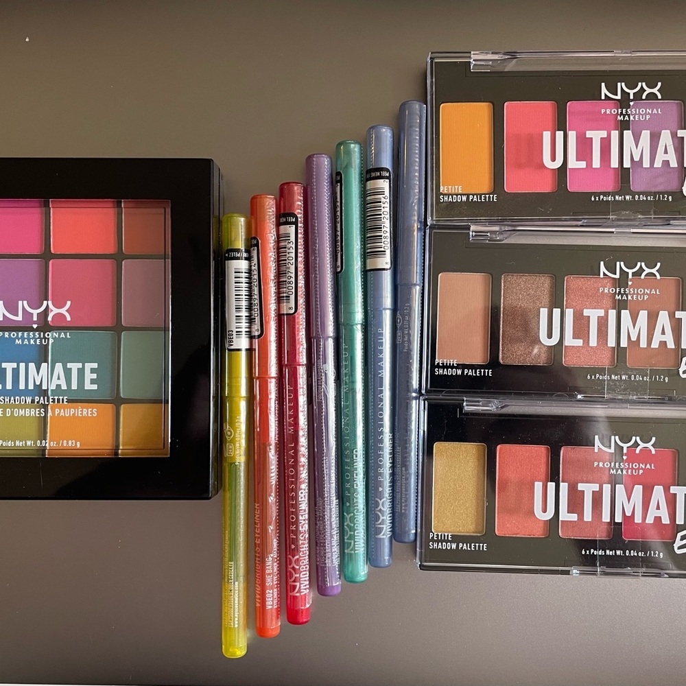 **NYX Ultimate Shadow and Liner Collection